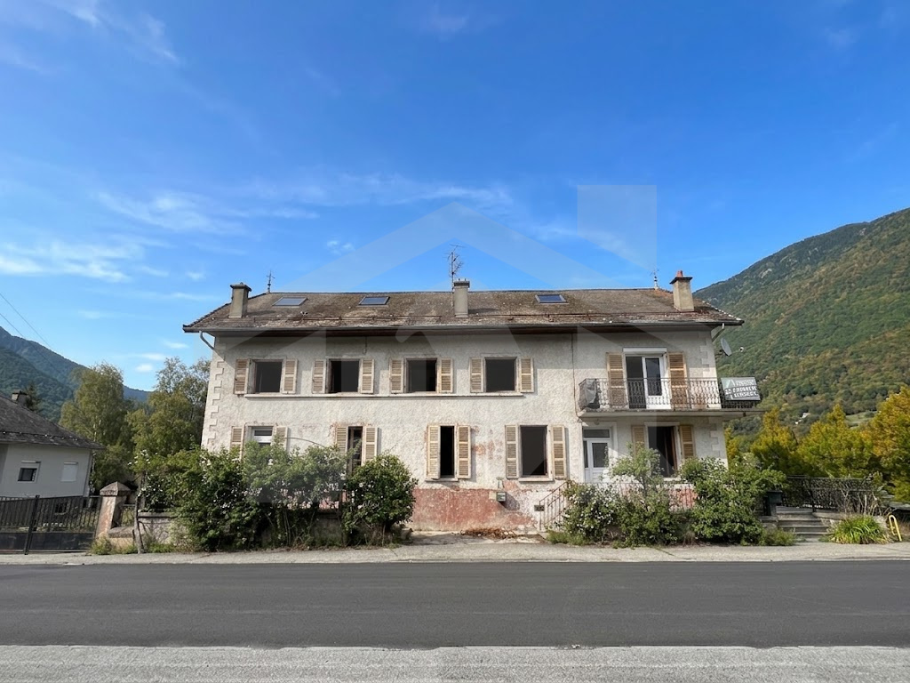Maison 331m² — Saint-Rémy-de-Maurienne